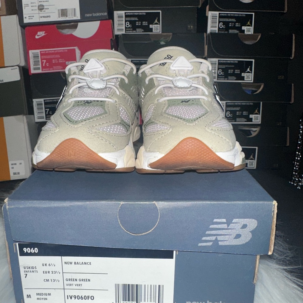 New Balance 9060 Green and Tan Toodler Sneakers size 7